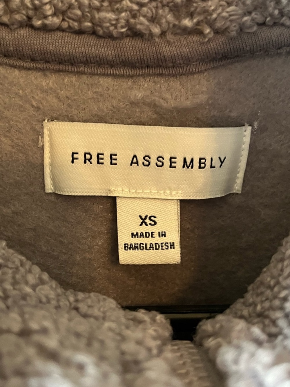 Free Assembly Women’s Jacket & Pullover Bundle 3 Pack Size XS - Picture 3 of 8